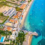 Old Town With Amazing Sea View Κυπαρισσία