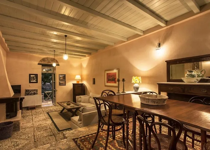 펜션 Old Town With Amazing Sea View 키파리씨아