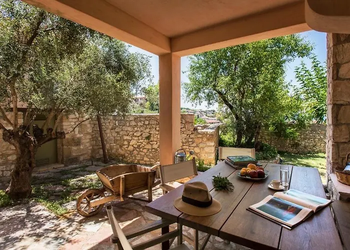 Old Town With Amazing Sea View * 키파리씨아